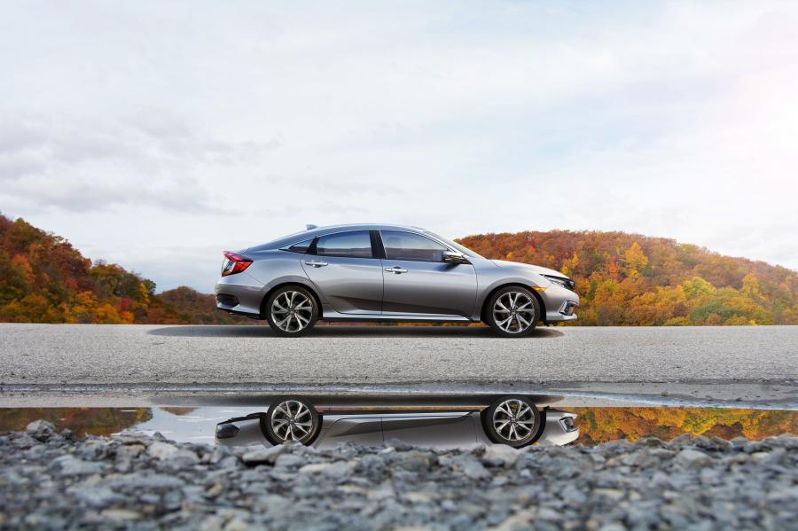 Honda Civic Sedan (FC) 2018 года  (NA) (фото 4 из 51)
